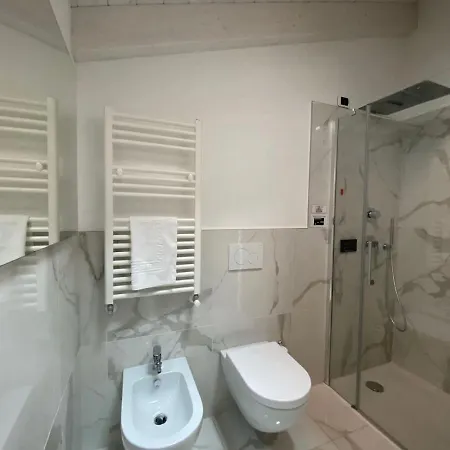 아파트호텔 Royal Apt Lake Como